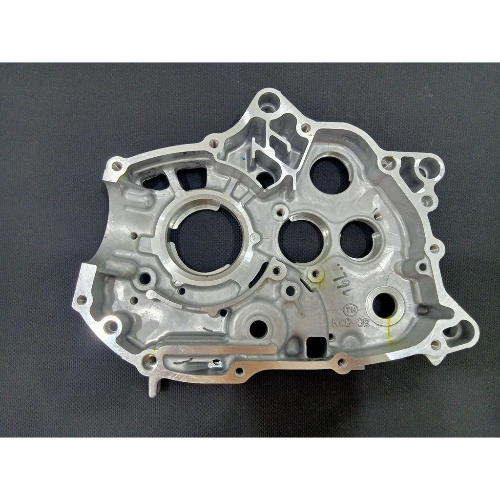 CRANKCASE COMP,R (WAVE 110)