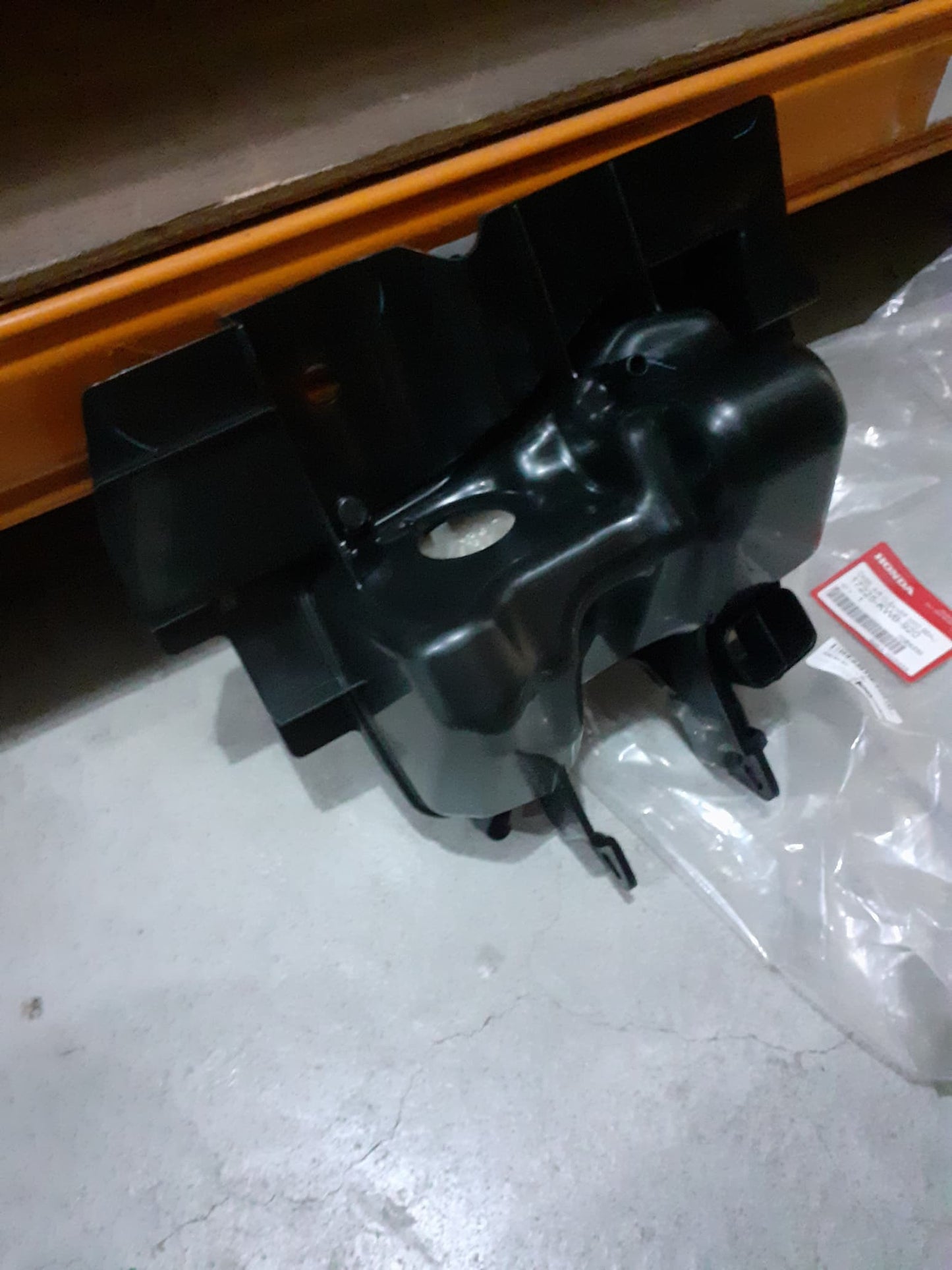 CASE,AIR CLEANER (DASH)