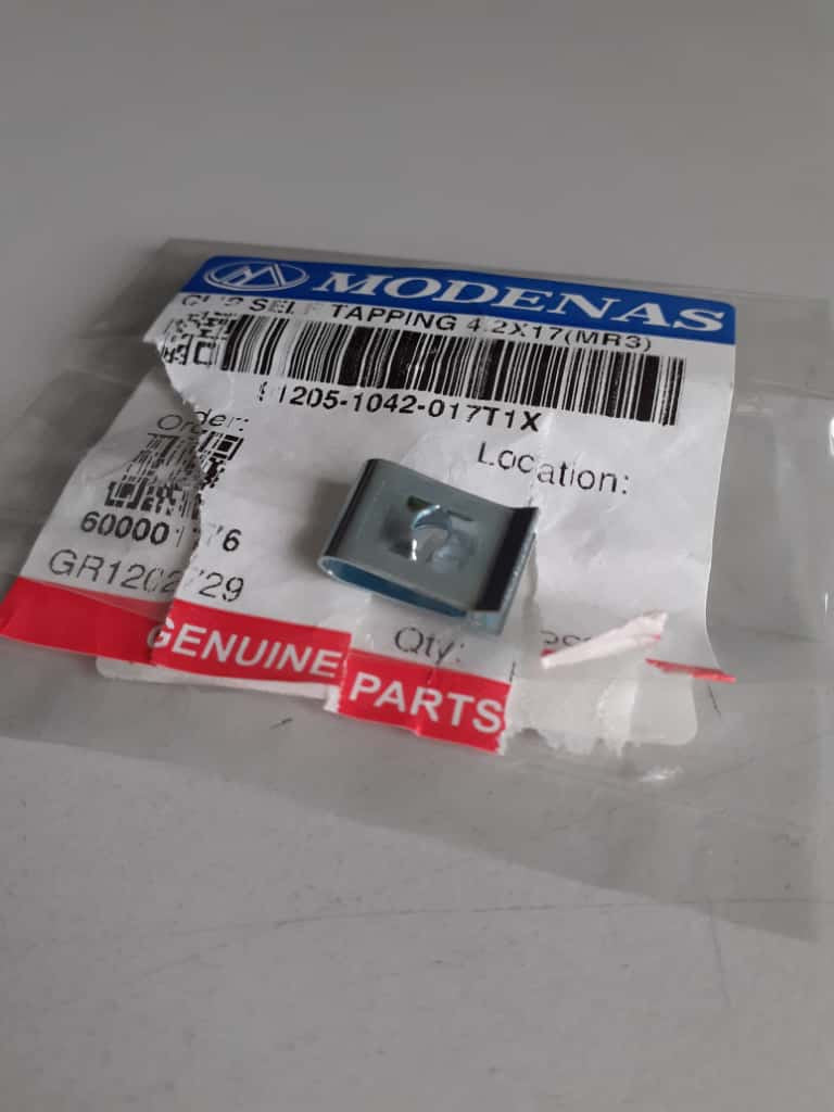 CLIP,SELF TAPPING 4.2X17(MR3)