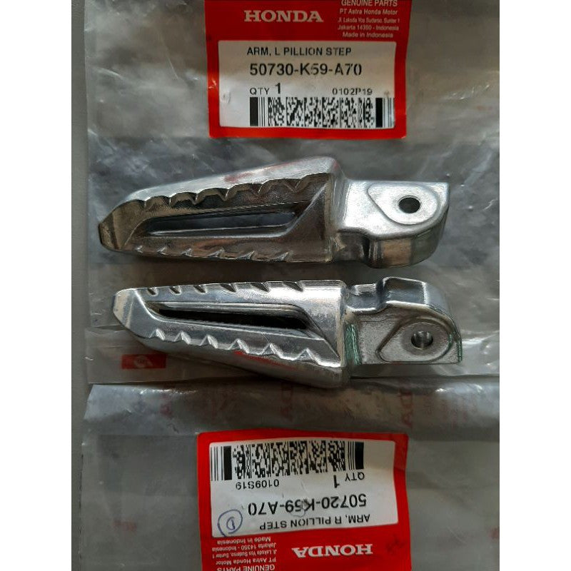 ARM, RH/LH. PILLION STEP - VARIO160