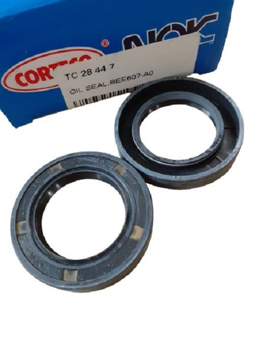 TC 28 44 7-OIL SEAL,BEE607-A0