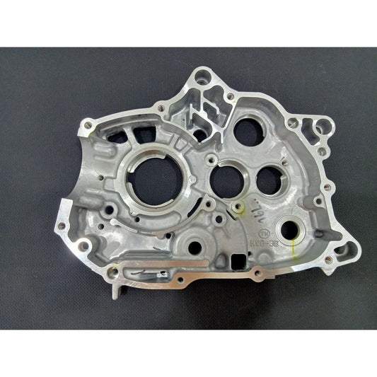 CRANKCASE COMP,R (WAVE 110)