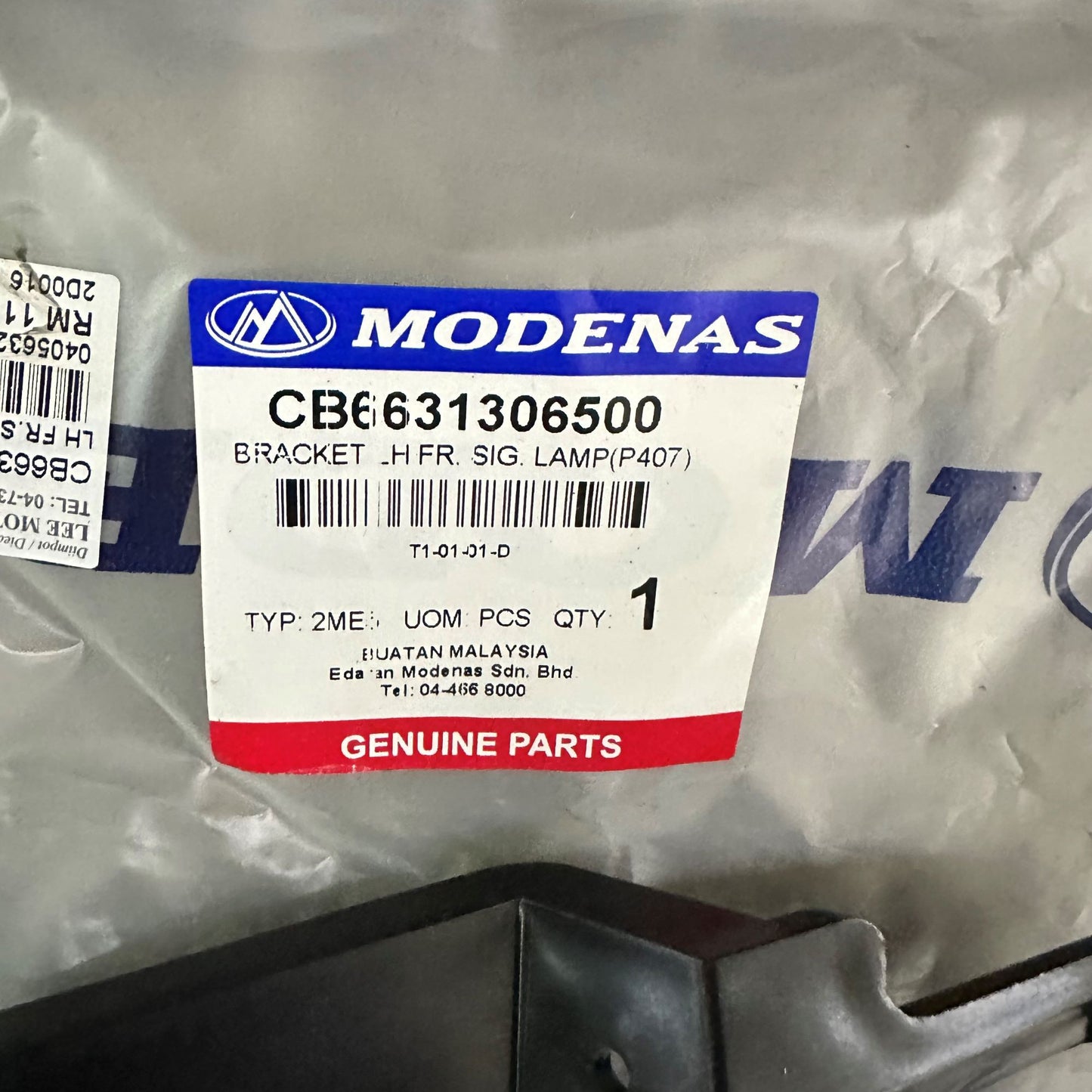 BRACKET LH FR.TURN SIGNAL LAMP(P407)