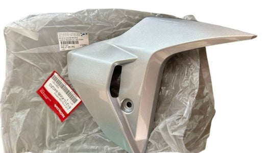 COVER,R FR FENDER *NH-411M*FORCE SILVER METALLIC - WAVE DASH V1