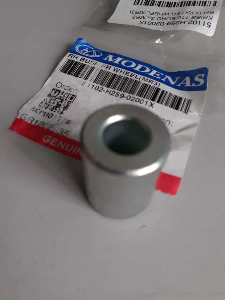 RH BUSH,FR WHEEL(MR3)