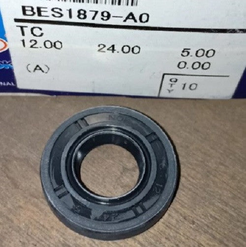 TC 12 24 5-OIL SEAL,AE8575-E0