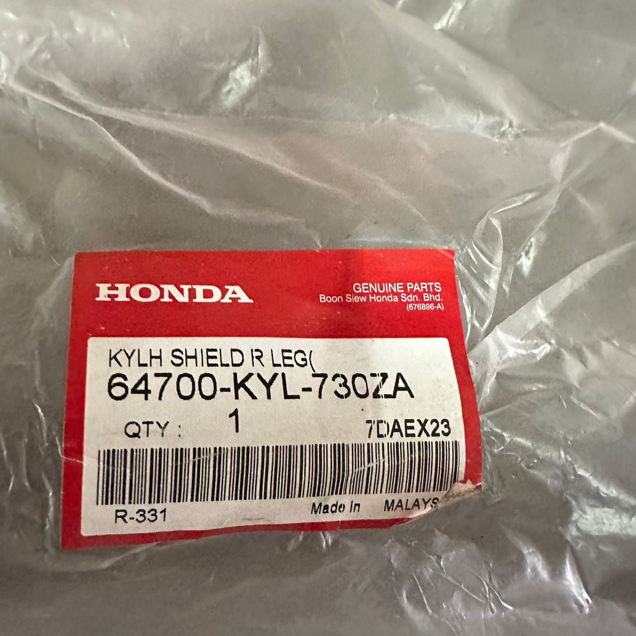 SHIELD,R.LEG-V.RED-KYLN