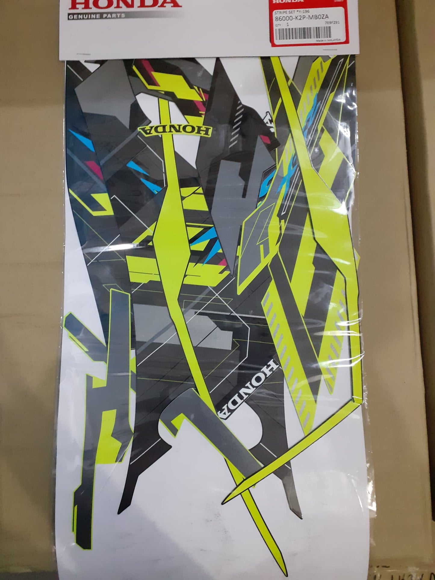 86000-K2P-MB0ZA-STRIPE SET *Y196* LEMON ICE YELLOW