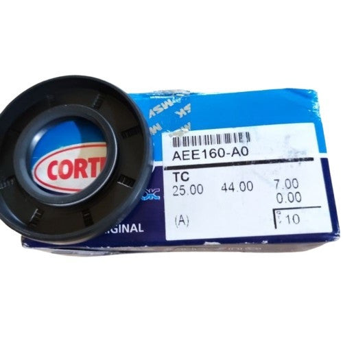 TC 25 44 7-OIL SEAL,AEE160-A0