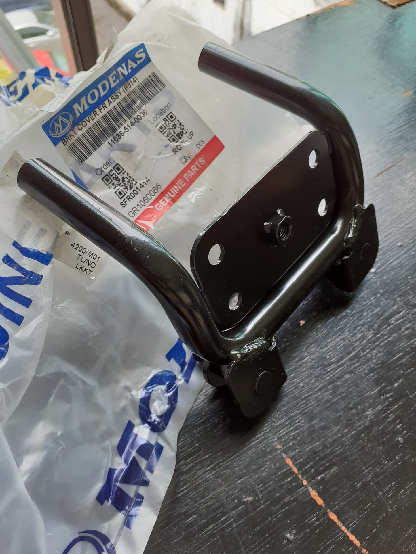 BRKT COVER FR ASSY (P514)