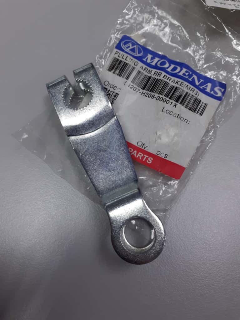 PULLING ARM,RR BRAKE(MR3)