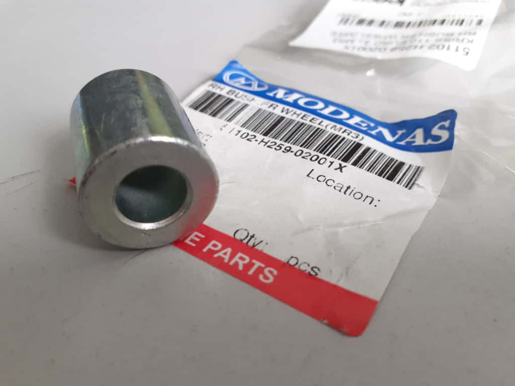 RH BUSH,FR WHEEL(MR3)