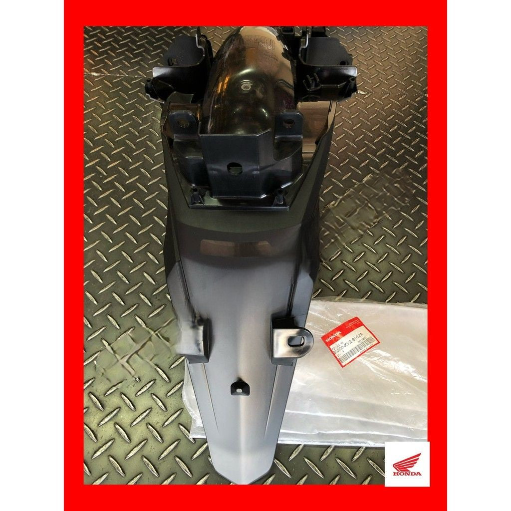 FENDER,RR (MCR) FUTURE V1-2