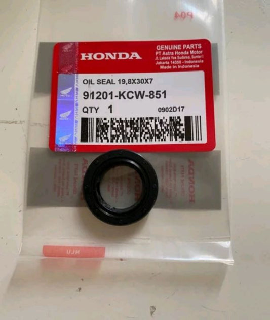 OIL SEAL,19.8X30X7-CLICK