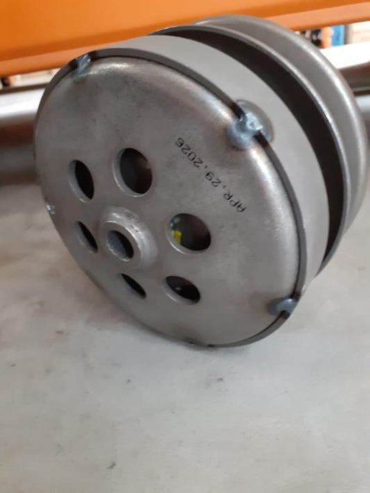 DRIVE PULLEY *REAR PULLEY* (SN150)