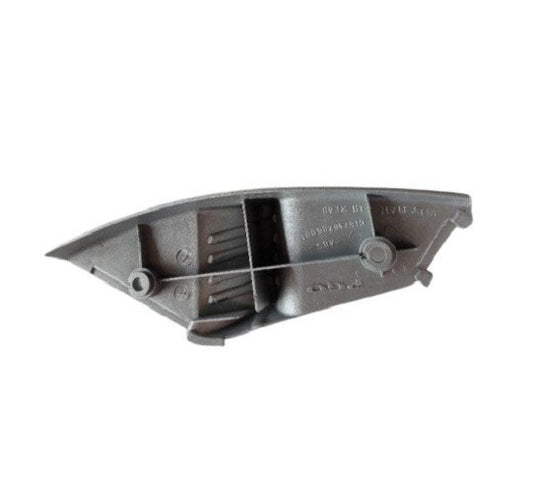 C162D011000-SL-STEP PLATE RH,FR (P1/P2)