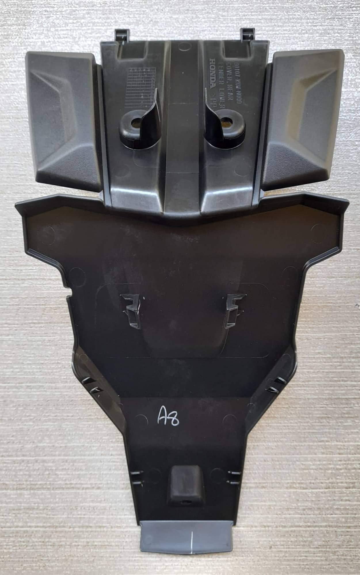 COVER,RR.FENDER LOWER-ADV150