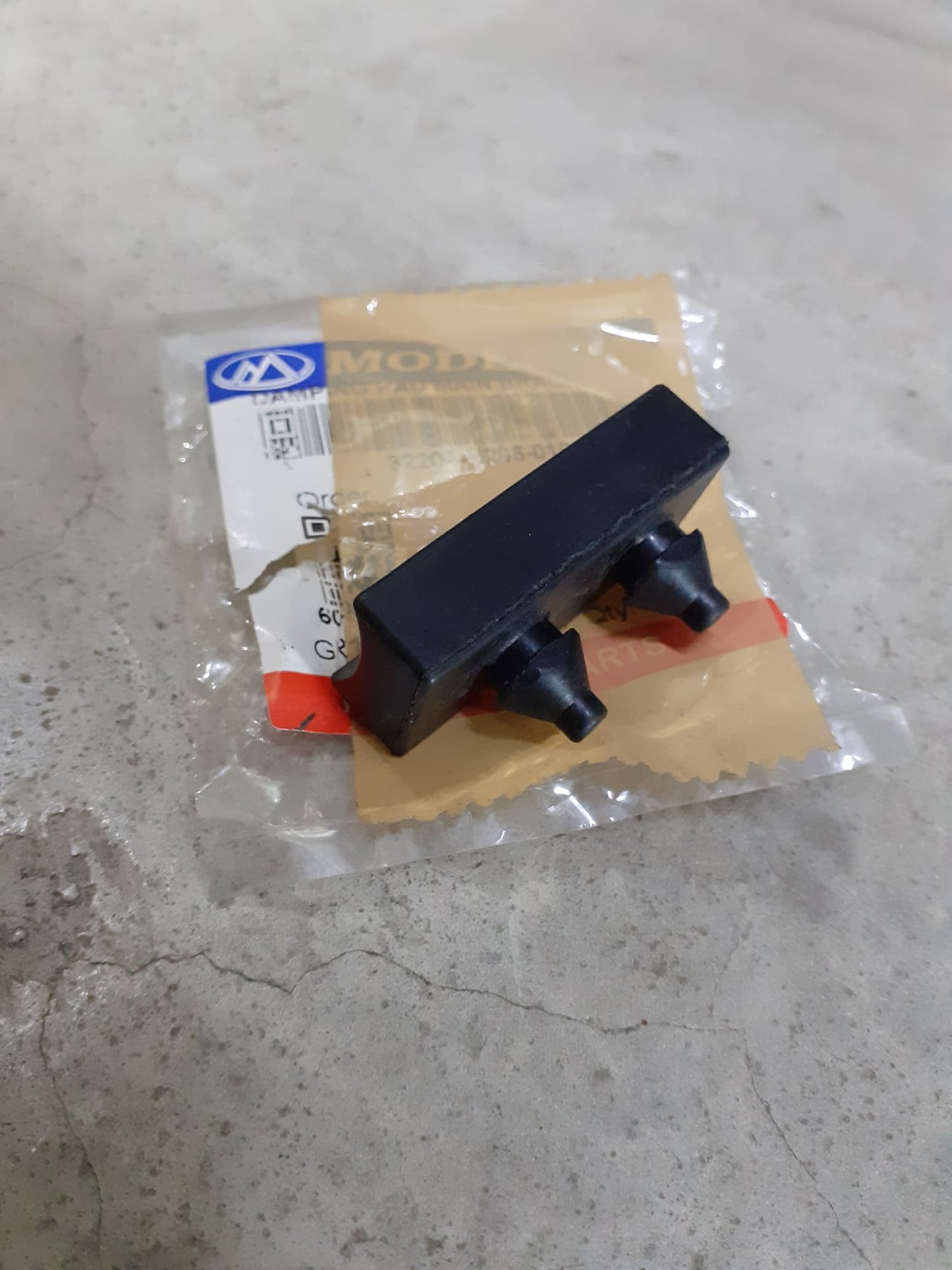 DAMPING PAD MAIN BRACKET (MR2)