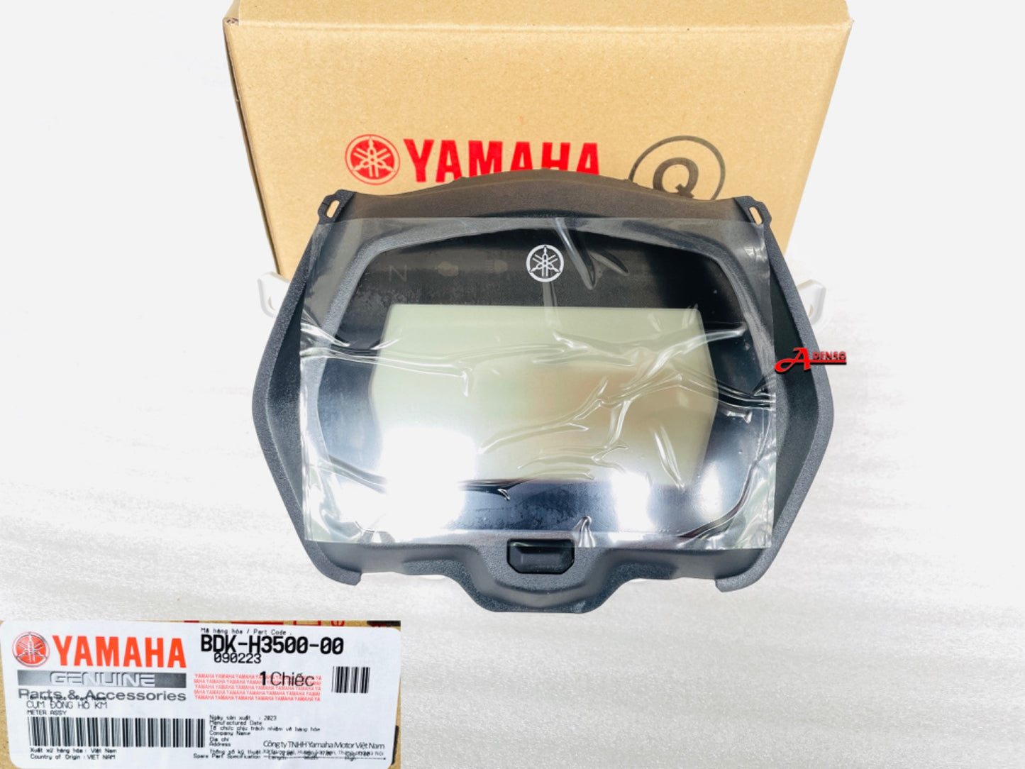 METER ASSY-135LC FI V8