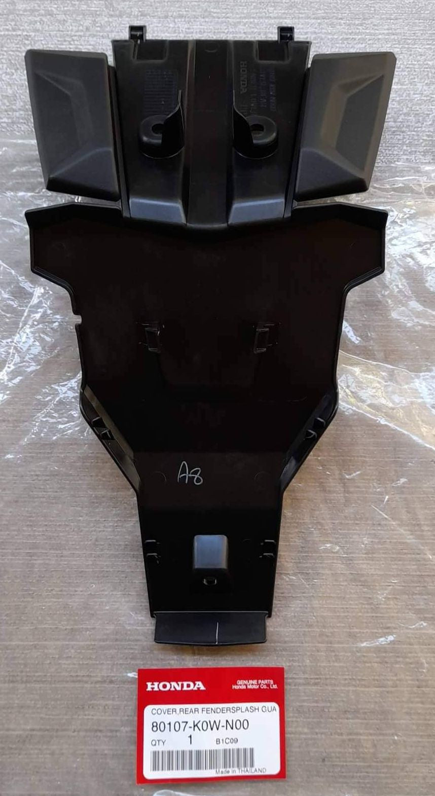 COVER,RR.FENDER LOWER-ADV150