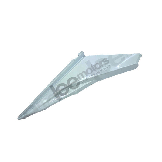 COVER,R RR BODY * NH-A96PM* PEARL METALLOID WHITE- (RS150R V1,V4)